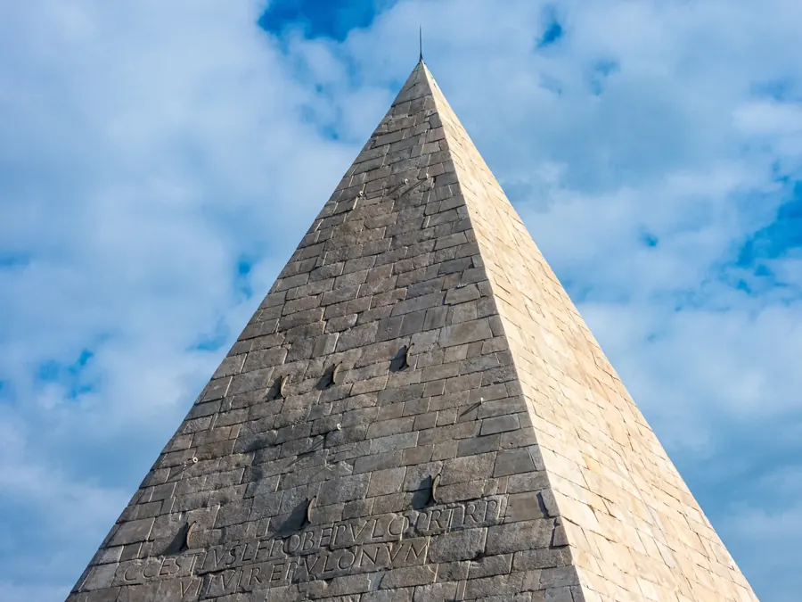 Testaccio and the origin of Rome