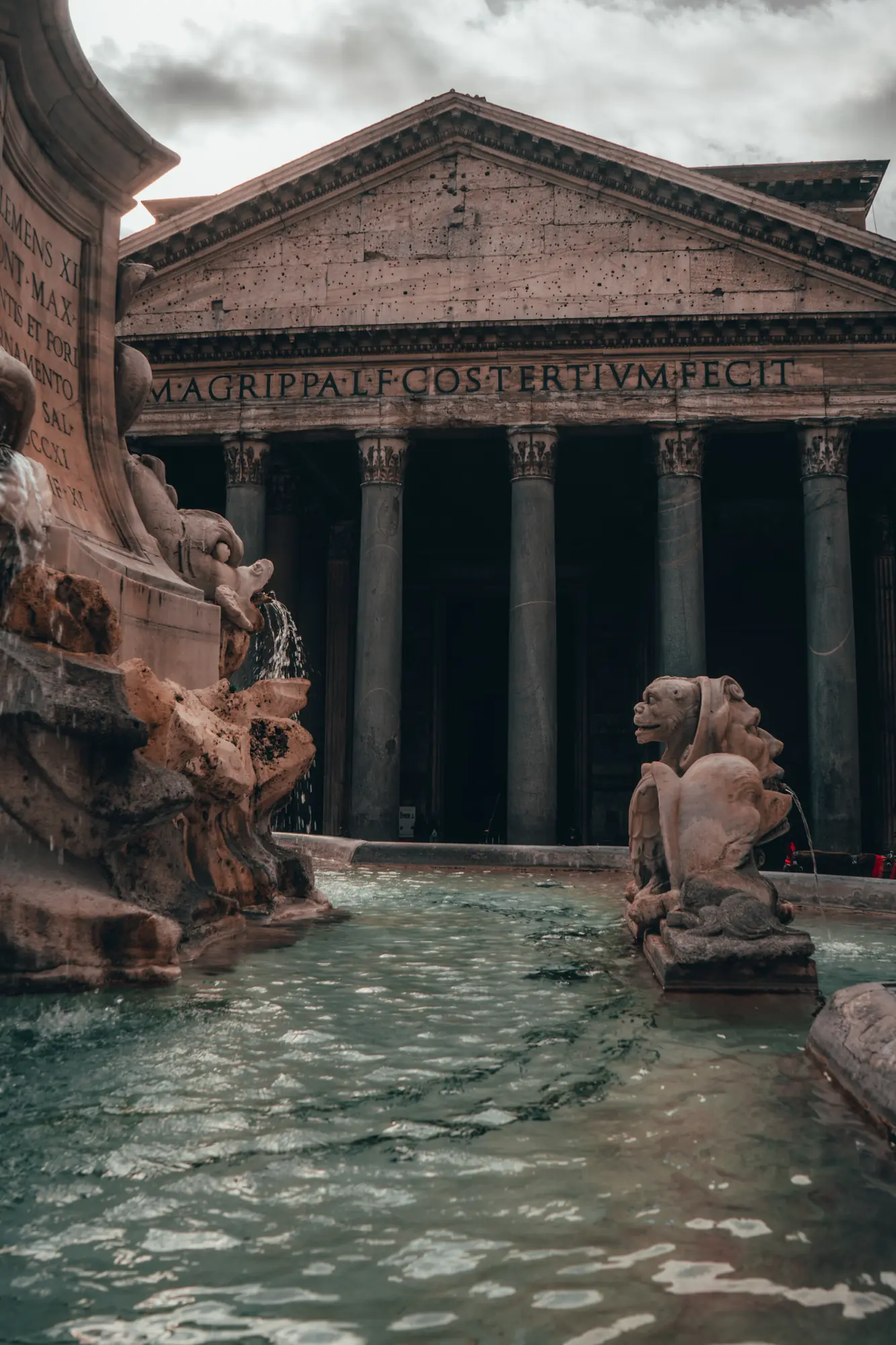 Fountains, illusions and the house of the Gods — Panteão